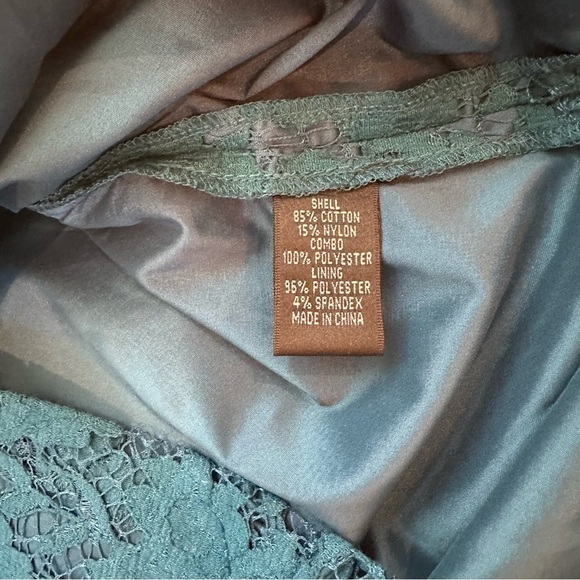 Adrianna Papell Blue Lace Dress Size 4 - Picture 7 of 8